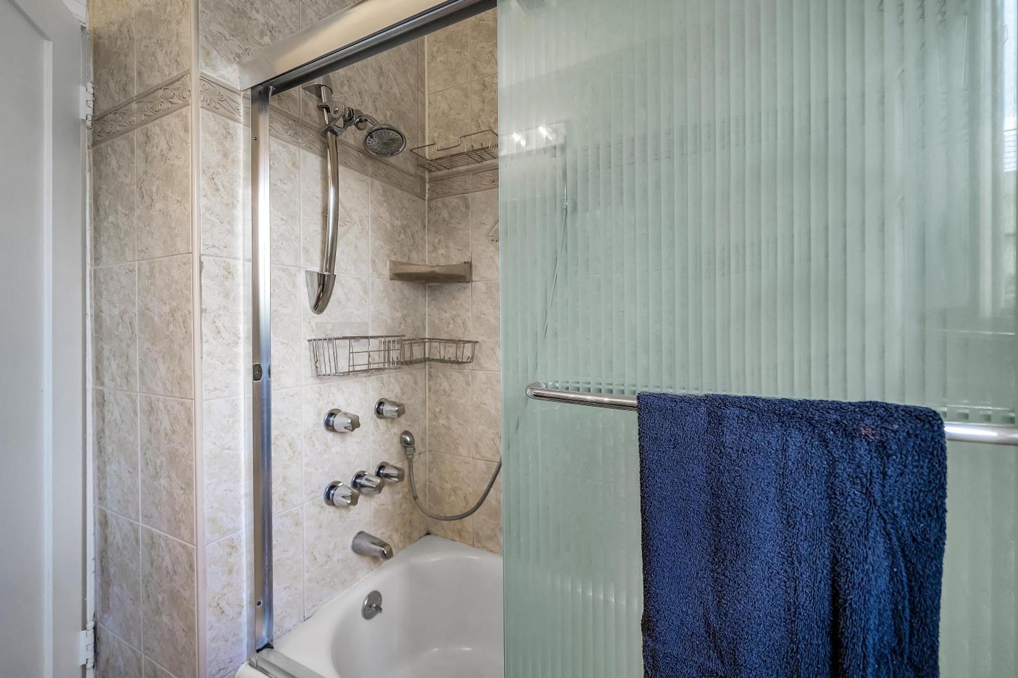 Luxury Two Story 2-bedroom & Office Near West Hollywood Apartamento *
